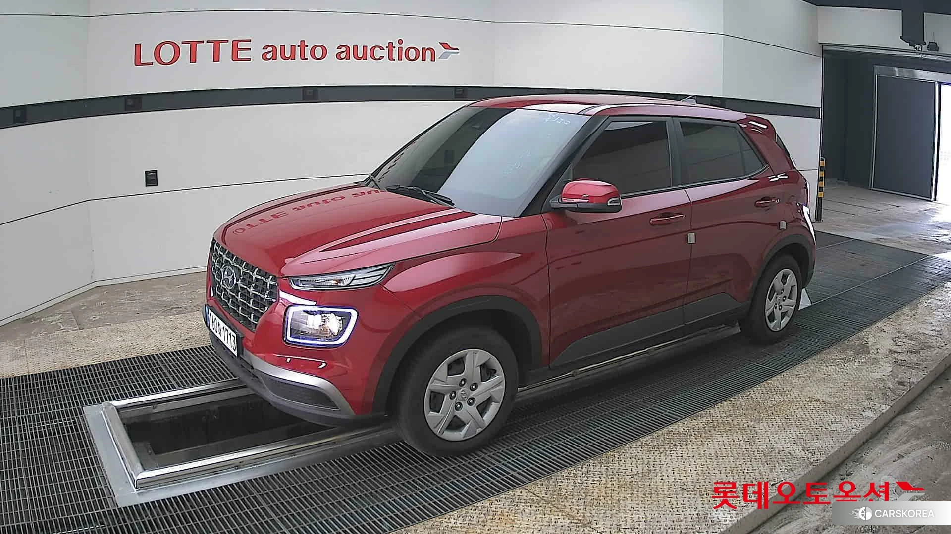 Hyundai Venue 2021 Fire Red из Кореи, фото 4