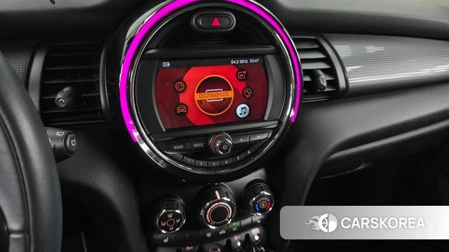 Mini Cooper 2019 Жемчужный цвет из Кореи, фото 4