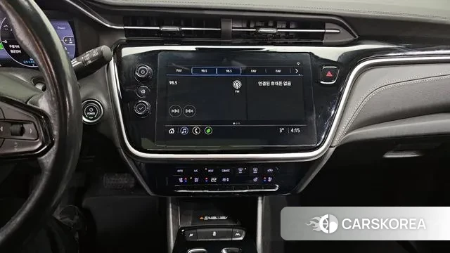 Chevrolet (GM Daewoo) Bolt EUV 2022 Светло-серебряный цвет из Кореи, фото 4