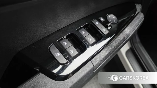 Kia Sportage 5th Generation 2022 Белый из Кореи, фото 4