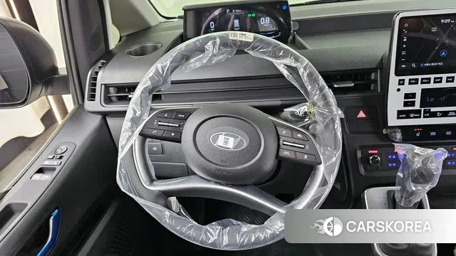 Hyundai Staria 2025 Белый из Кореи, фото 4