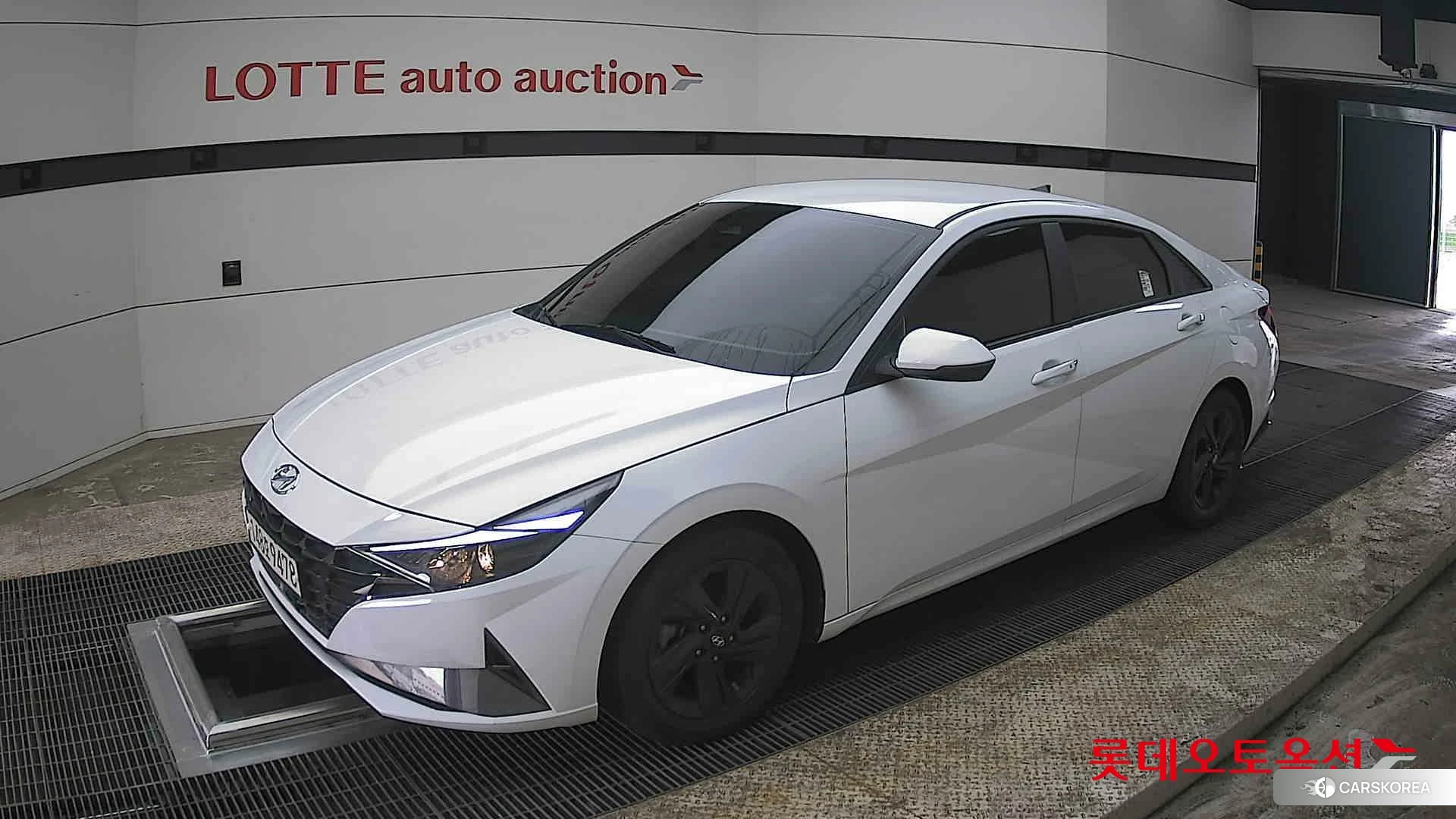 Hyundai Avante Hybrid 2021 Polar White из Кореи, фото 4