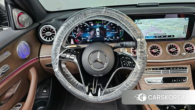 Mercedes-Benz E-Class W213 2022 Белый из Кореи, фото 4