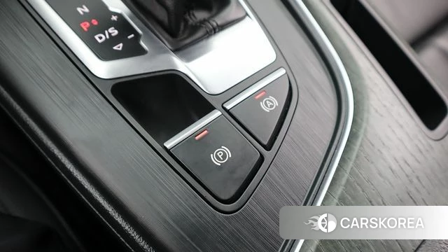 Audi A4 (B9) 2018 Белый из Кореи, фото 4