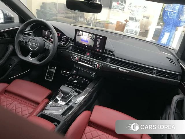 Audi S4 2021 Темно-серый из Китая, фото 4