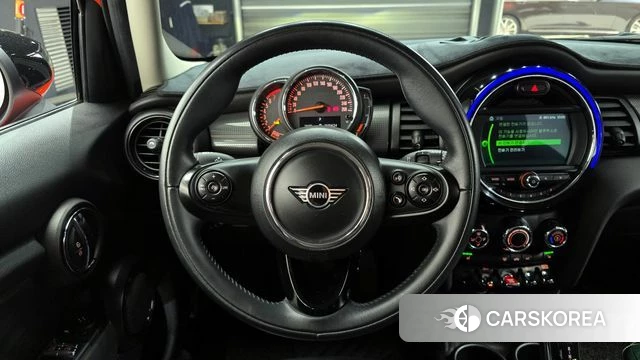 Mini Cooper 2021 Оранжевый из Кореи, фото 4