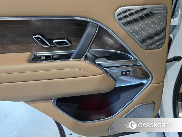 Land Rover Range Rover 5th Generation 2024 Белый из Кореи, фото 4