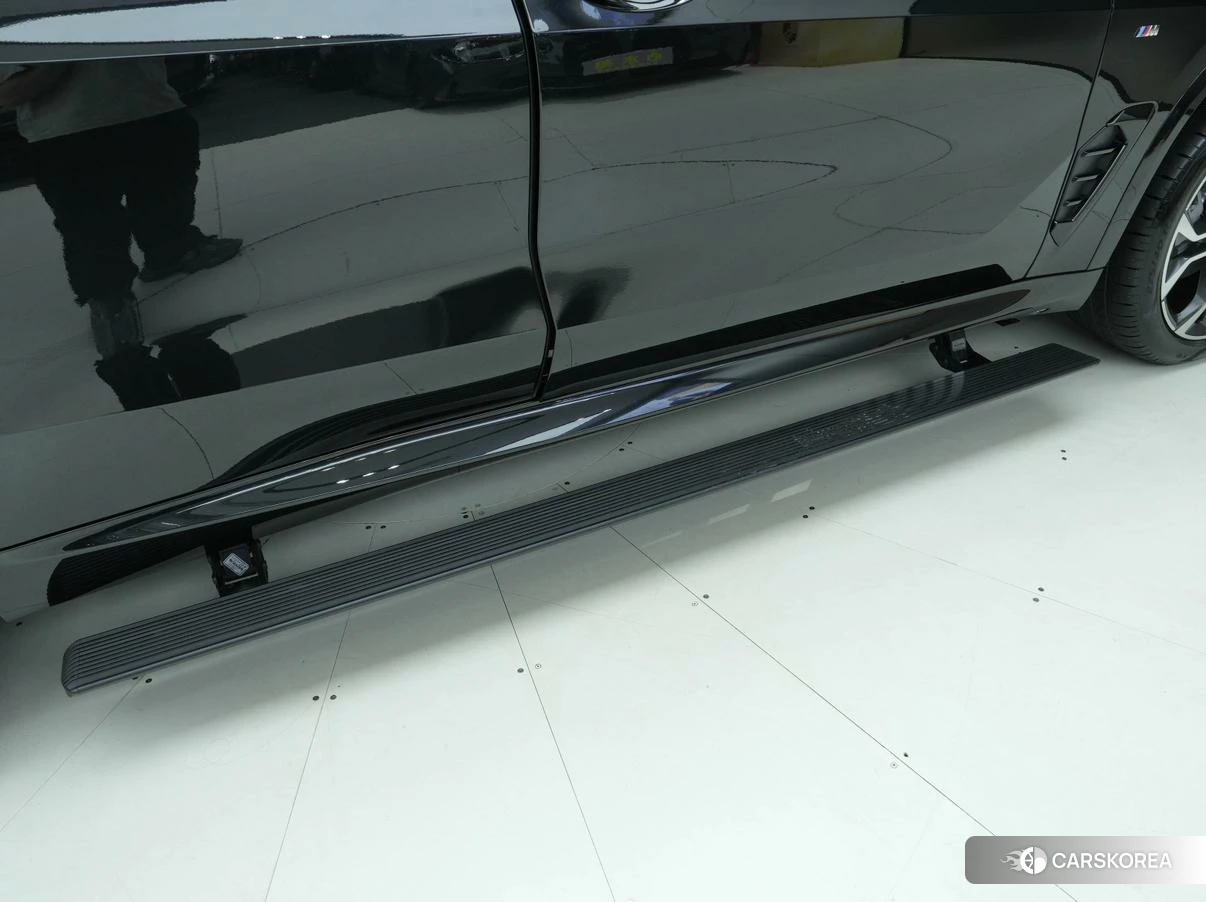 BMW X5 2023 Черный из Китая, фото 4