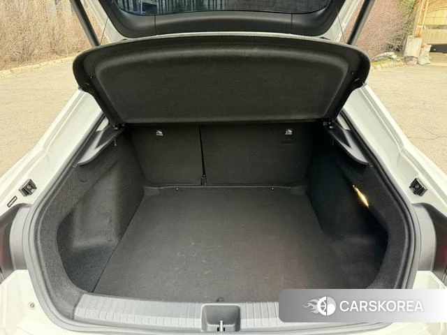 Volkswagen Lingdu 2023 Белый из Китая, фото 4