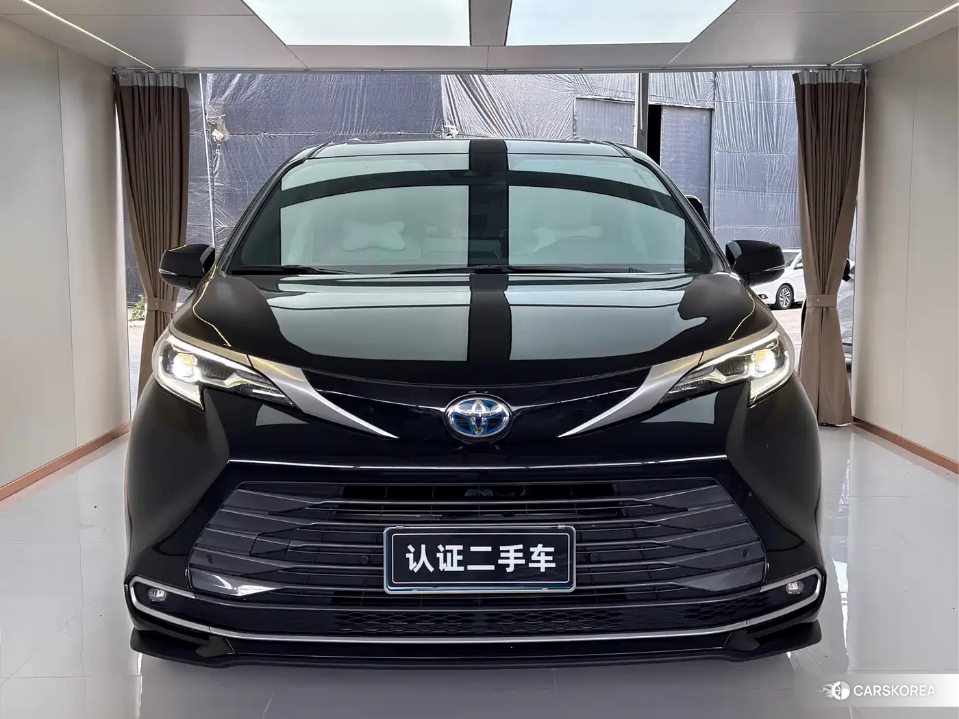 Toyota Sienna 2023 Черный из Китая, фото 4