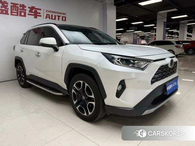Toyota RAV4 Rongfang 2021 Белый из Китая, фото 4
