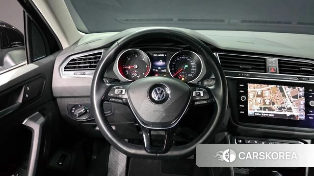 Volkswagen Tiguan second Generation 2020 Черный из Кореи, фото 4