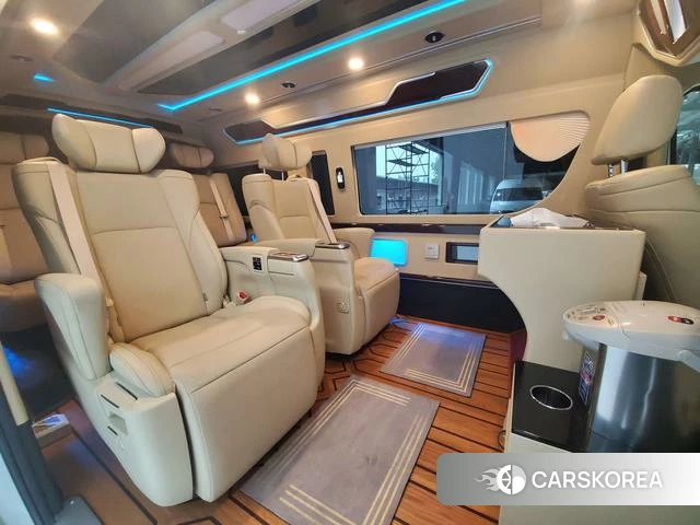 Toyota Hiace 2022 Белый из Китая, фото 4