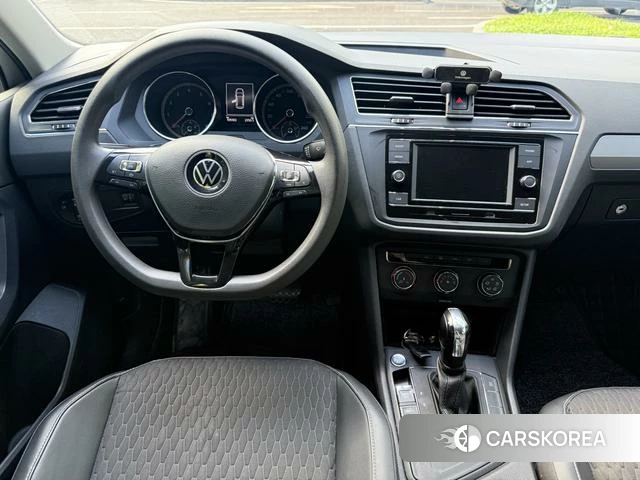 Volkswagen Tiguan L 2021 Черный из Китая, фото 4