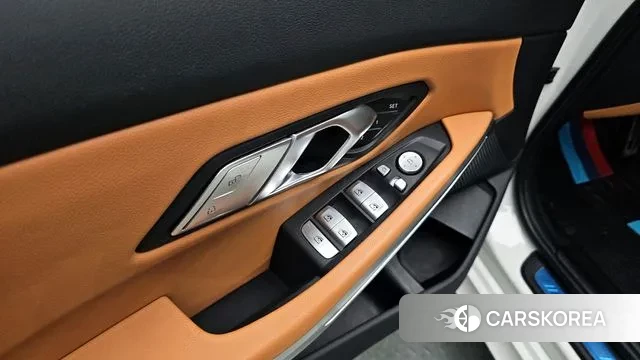 BMW 3 Series (G20) 2022 Белый из Кореи, фото 4