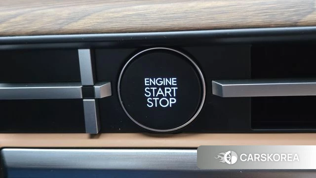 Hyundai Santa Fe (MX5) 2025 Белый из Кореи, фото 4