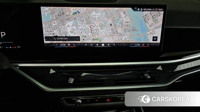BMW X7 (G07) 2024 Черный из Кореи, фото 4