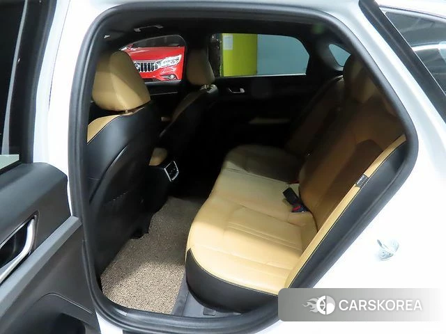 Kia K5 3rd generation 2023 Белый из Кореи, фото 4