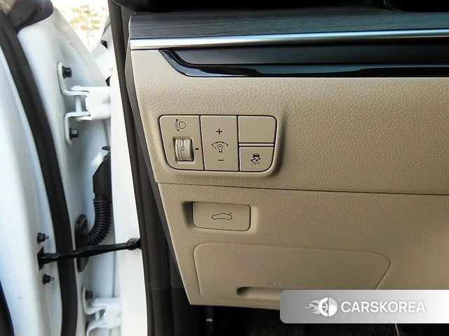 Kia The New K5 3rd generation 2023 Белый из Кореи, фото 4