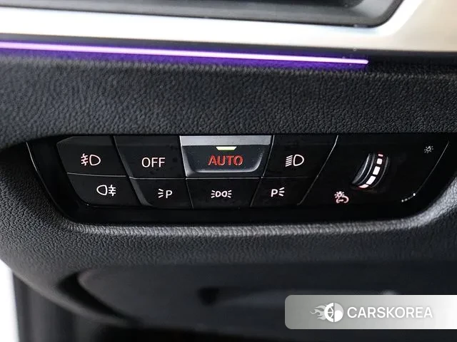 BMW 3 Series (G20) 2019 Белый из Кореи, фото 4