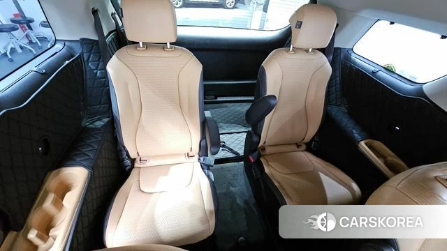 Kia Carnival 4th generation 2023 Черный из Кореи, фото 4