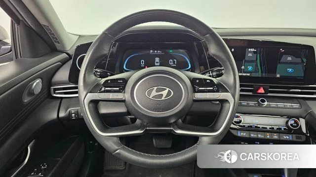 Hyundai The New Avante (CN7) 2024 Серебристо-серый из Кореи, фото 4