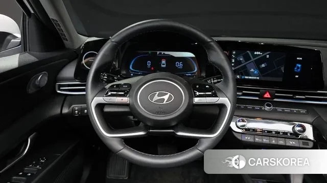 Hyundai The New Avante (CN7) 2023 Белый из Кореи, фото 4