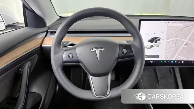 Tesla Model 3 2021 Белый из Кореи, фото 4
