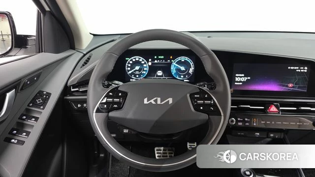 Kia Di Ol Nu Niro 2025 Белый из Кореи, фото 4