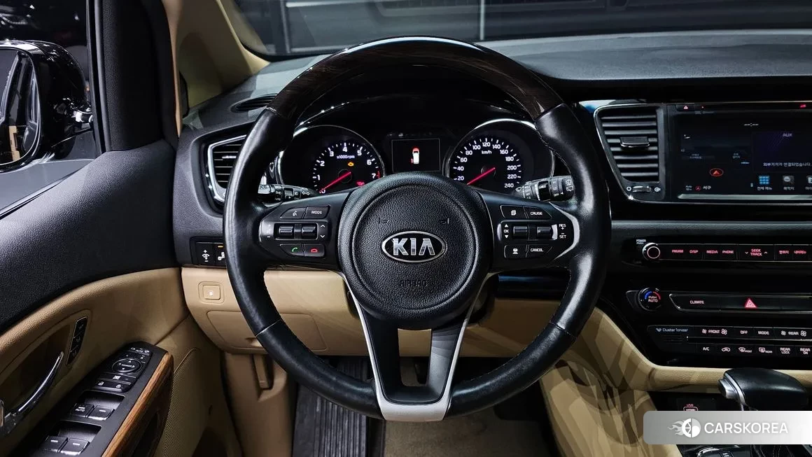Kia All New Carnival 2018 из Кореи, фото 4