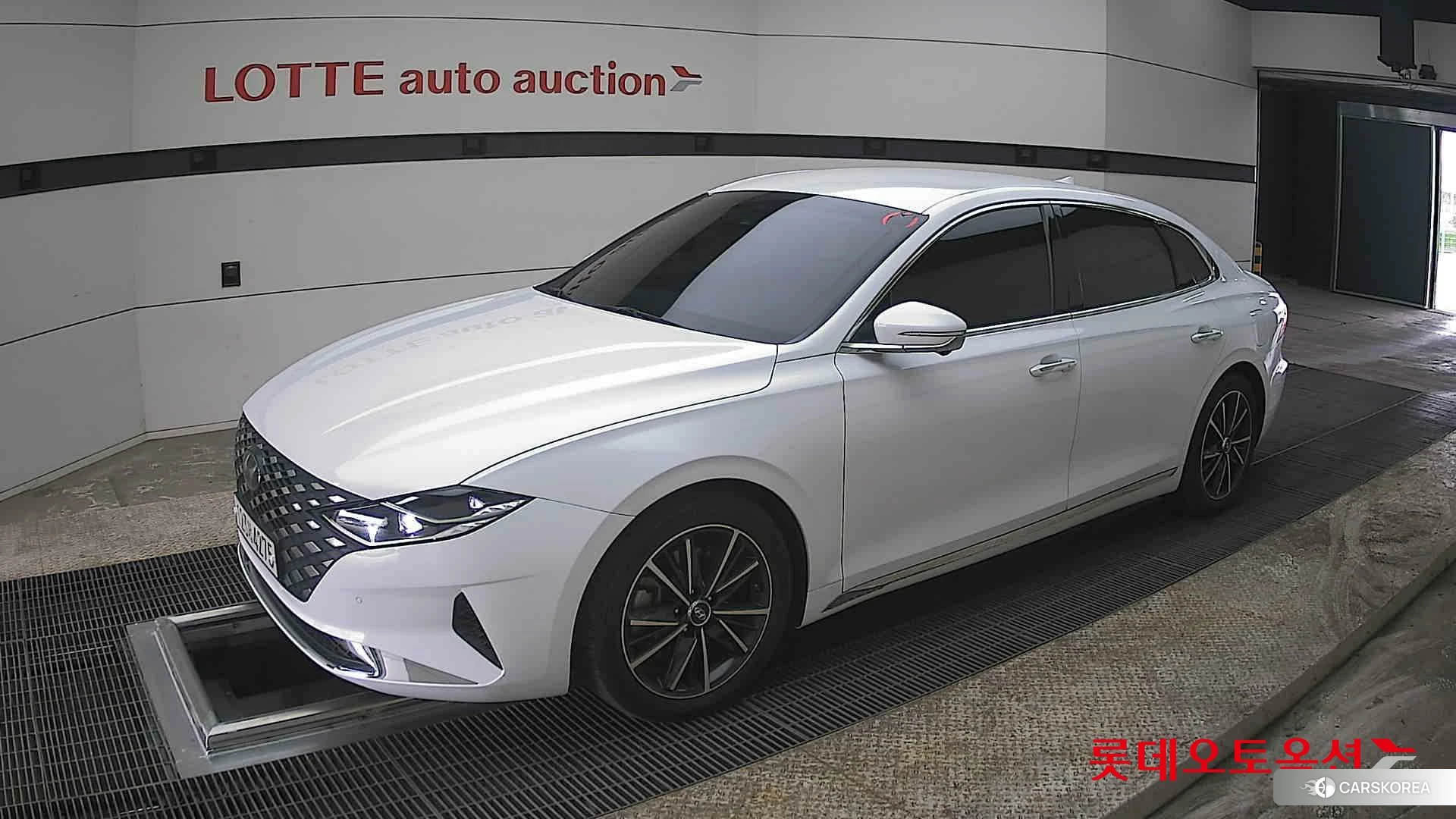Hyundai Grandeur 2020 White cream (optional) из Кореи, фото 4