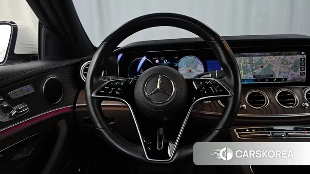 Mercedes-Benz E-Class W213 2021 Белый из Кореи, фото 4