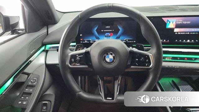BMW 5 Series (G60) 2024 Черный из Кореи, фото 4