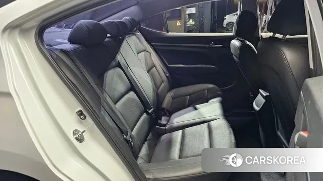 Hyundai Avante AD 2018 Белый из Кореи, фото 4