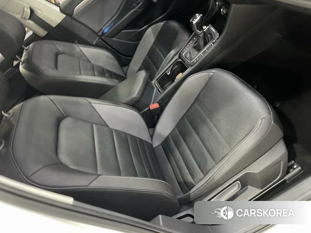 Volkswagen Sagitar 2021 Белый из Китая, фото 4