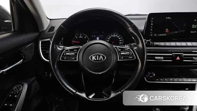 Kia Seltos 2020 Серый из Кореи, фото 4