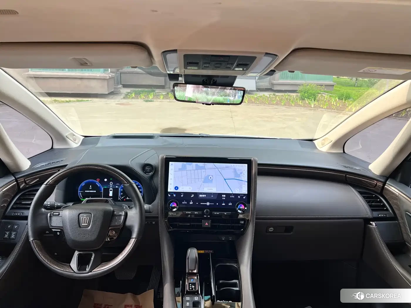 Toyota Vellfire 2025 Белый из Китая, фото 4