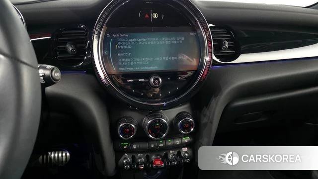 Mini Cooper S 2023 Жемчужный цвет из Кореи, фото 4