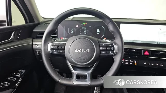 Kia The New K5 3rd generation 2025 Белый из Кореи, фото 4