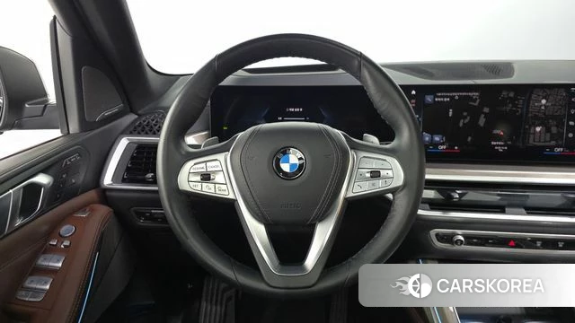 BMW X7 (G07) 2023 Черный из Кореи, фото 4