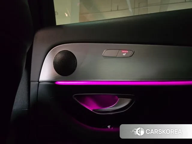 Mercedes-Benz E-Class W213 2021 Черный из Кореи, фото 4