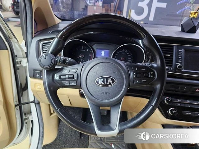 Kia The New Carnival 2018 Белый из Кореи, фото 4