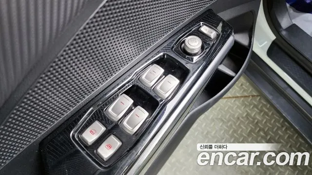 Ssangyong Tivoli Armor 2018 Белый из Кореи, фото 4