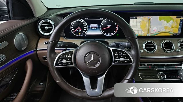 Mercedes-Benz E-Class W213 2019 Серый из Кореи, фото 4