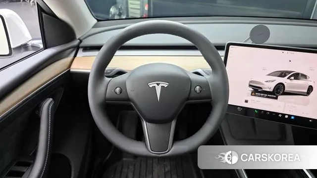 Tesla Model Y 2024 Белый из Кореи, фото 4