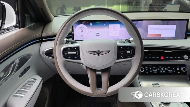 Genesis GV70 2024 Белый из Кореи, фото 4