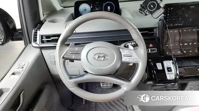 Hyundai Staria 2023 Черный из Кореи, фото 4