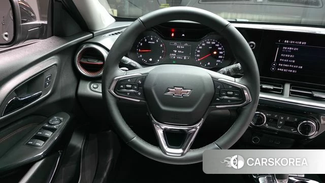 Chevrolet (GM Daewoo) Trax Crossover 2025 Серебряный из Кореи, фото 4