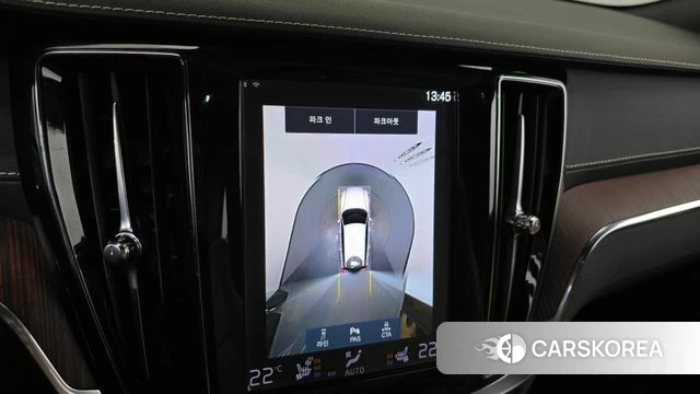 Volvo V60 Cross-Country 2nd Generation 2020 Белый из Кореи, фото 4