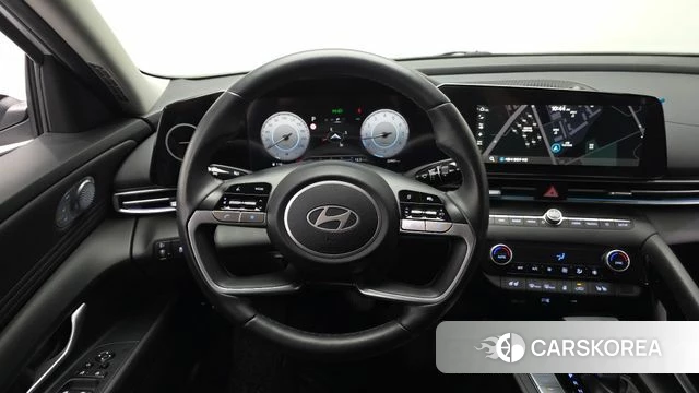 Hyundai The New Avante (CN7) 2023 Белый из Кореи, фото 4
